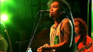ENGKANTO - Tubig Alat (Bob Marley Day Manila 2014)