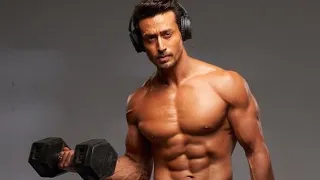 #shorts | 😎 Tiger Shroff Hot Body 💪 Six Pack  🤞| 😘 hot whatsapp status | 💘 best status | #status 🤗