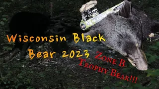 Wisconsin Archery Black Bear Hunting!! Zone B Trophy Bear!!