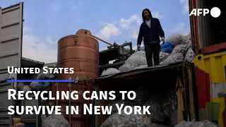 The New York 'canners' recycling discarded bottles to survive | AFP