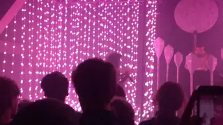 Purity Ring - Flood on the Floor (live enhanced)