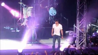 Enrique Iglesias In Israel 1/6/11  - Taking Back My Love