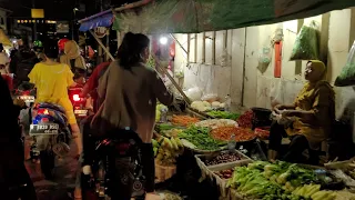 Real Life In Day Markets In The Jakarta, Indonesia | Night market