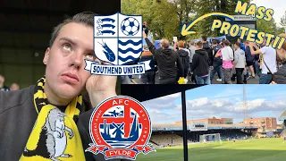 SOUTHEND VS AFC FYLDE|1-2| FANS MARCH AGAINST THE CHAIRMAN AS BLUES STRUGGLE ON THE PITCH!!