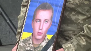 Шосткинщина провела в останню путь земляка-захисника України Андрія Грінченка