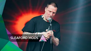 Sleaford Mods - Mork n Mindy feat Billy Nomates (Glastonbury 2022)