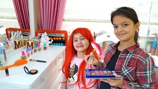 Masal Pretend Play with Kids Makeup kits - funny moments