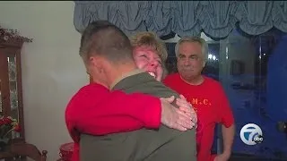 Marine surprises family just in time for Christmas