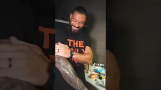 A Day in the life of our Tribal Chief Roman Reigns😍