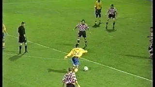 Lee Williamson with a great goal against Leyton Orient in October 2001