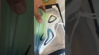 AIR MAX 720 Bubble Pack