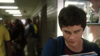 The Perks of Being a Wallflower - The beginning of Charlie's first day of high school
