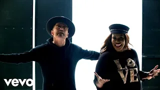 Mandisa - Bleed The Same ft. TobyMac, Kirk Franklin