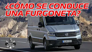 ¿Cómo se conduce una FURGONETA?