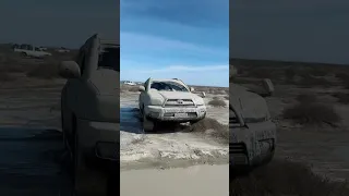 Hilux Surf extreme off-roading