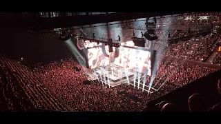 Roger Waters - Us and them (This is not a drill, 4-4-2023, Ziggo Dome)