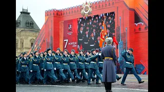 Кадеты Академии приняли участие в торжественном марше на Красной площади