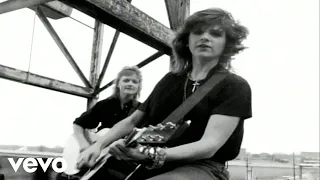 Indigo Girls - Closer to Fine (Official Video)