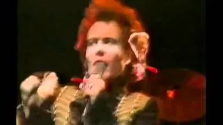 adam and the ants "antmusic" (live, japan 1981)