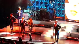 Meghan Trainor "Dear future husband " & "lips are moving" LIVE at The Greek Theater