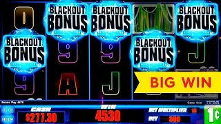 High Voltage Blackout Slot - BIG WIN SESSION - 5 SYMBOL TRIGGER!