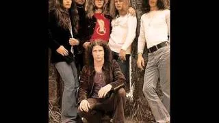 Lynyrd Skynyrd - Gimme Three Steps Live Version