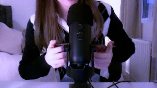 ASMR ♡ fast tapping on different objects and whispered rambles ✧･ﾟ