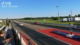 1/4 mile drag race bmw m2 dct vs Nissan 370z auto