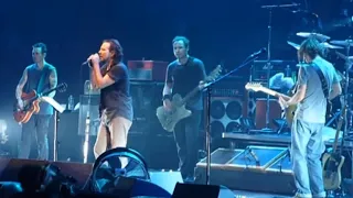 Pearl Jam - Wachovia Spectrum, Philadelphia, PA (10/31/2009) [2nd Longest PJ Show Ever!]