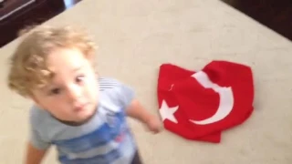 Deniz' Celikkol ay Dede