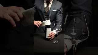 How to pour wine like a pro!