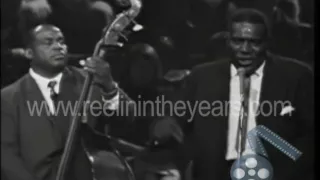 Howlin' Wolf "Smokestack Lightning" Live 1964 (Reelin' In The Years Archives)