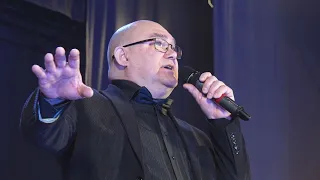 Певец Сергей Захаров отмечает юбилей