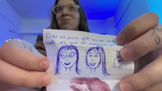 Mili lee la carta de Sofi CLIP