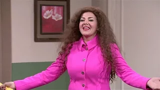 دنيا سمير غانم مذيعة 4X1 من العالم العربي - SNL بالعربي