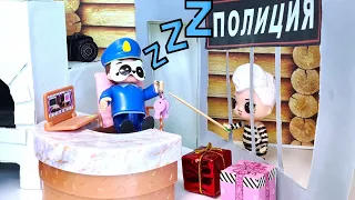 ВОРИШКА ЛОЛ! НАШЛА КЛЮЧИ И СБЕЖАЛА!😨😨 Куклы ЛОЛ LOL сюрприз смешные МУЛЬТИКИ куклы Даринелка