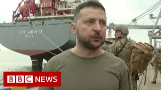 Ukraine's President Zelensky visits Odessa port ahead of first grain exports for months - BBC News