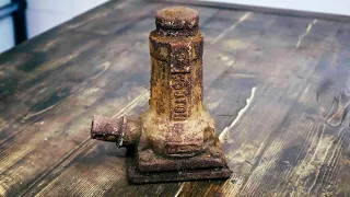 RESTORING The Most RUSTY Vintage MECHANICAL JACK!