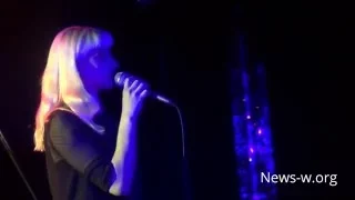 Molly Nilsson - Lovers Are Losers + Mountain Time - live Moscow, 16 tons, 26.02.2016