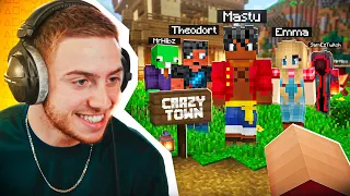 JE REJOINS LE SERVEUR MINECRAFT RP DE MASTU ! #1 (cette ville est vraiment crazy)