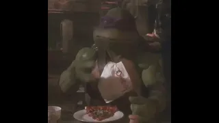 Teenage Mutant Ninja Turtles (1990) - Pizza Clip.