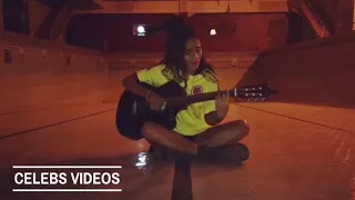 Jessie Reyez Sings Acoustic Version of Cotton Candy