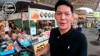 Eating Incredible Street Food in Bangkok - Tourists Have No Idea What They're Missing!