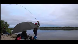 Рыбалка на фидер на сломе погоды.  Лещ. Гроза. Правый берег Днепра.