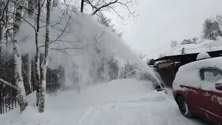 Снегоуборщик Champion ST1170BS в деле