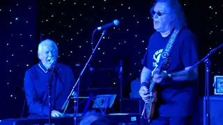 Procol Harum 2019-02-14 On The Blue Cruise "A Salty Dog"