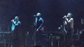 Massive Attack & Young Fathers TOPLESS! - Voodoo In My Blood (Live at Palais 12, Brussels, 2016)