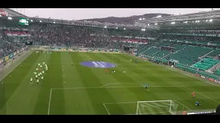 Aufwärmen vor dem Spiel Rapid-Tirol