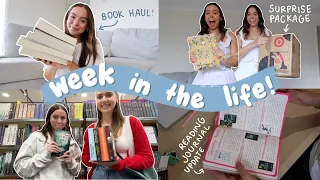 weekly vlog 💌 book shopping + haul, surprise package unboxing & reading journal update! 🌷