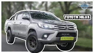 Hilux 18" Wheel Changing
